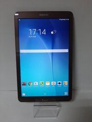 Планшет Samsung Galaxy Tab E SM-T561 8GB, Android 4.4.4