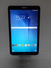 Планшет Samsung SM-T561