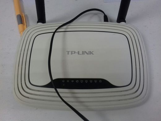 Безпроводной маршрутизатор TP-Link TL-WR841N