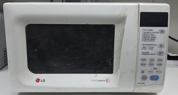 Микроволновая печь LG MB4042G