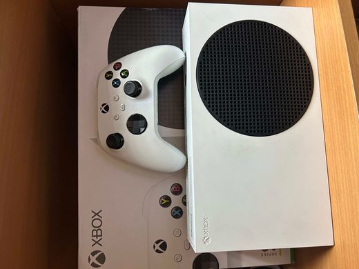 Ігрова приставка XBOX series S 512gb