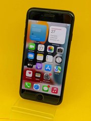 Мобільний телефон Apple iPhone 7 32GB