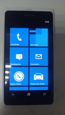 Смартфон Nokia Lumia800