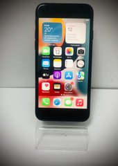 Смартфон Apple iPhone 7 32GB
